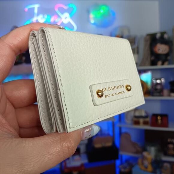 Unused BURBERRY BLUE LABEL Authentic Women Wallet White Beige Nova Check Inside - Picture 2 of 11